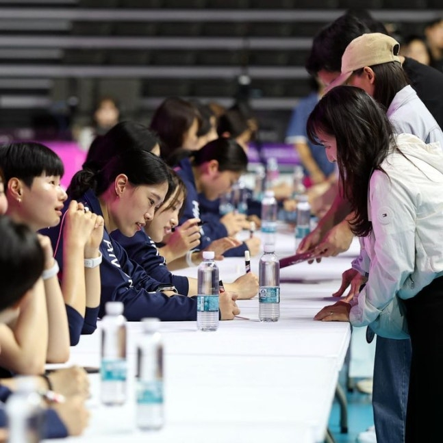 흥국생명, 연말 홈경기서 '흥Good 흥Up' 팬 페스티벌 개최 - 뉴스 썸네일 이미지