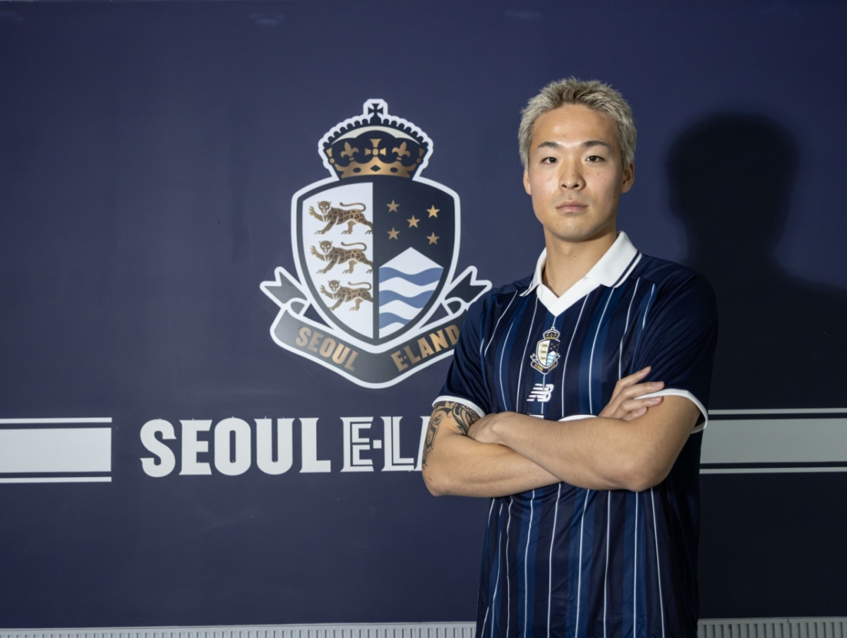 [오피셜] 서울이랜드, 191cm 장신 '왼발 센터백' 박재환 영입... "강팀에 합류해 기뻐, 최소 실점 노린다"