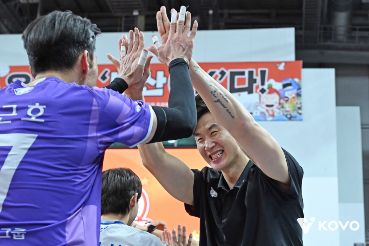 Woori Card Beats OK Savings Bank in Thrilling 3-2 Victory