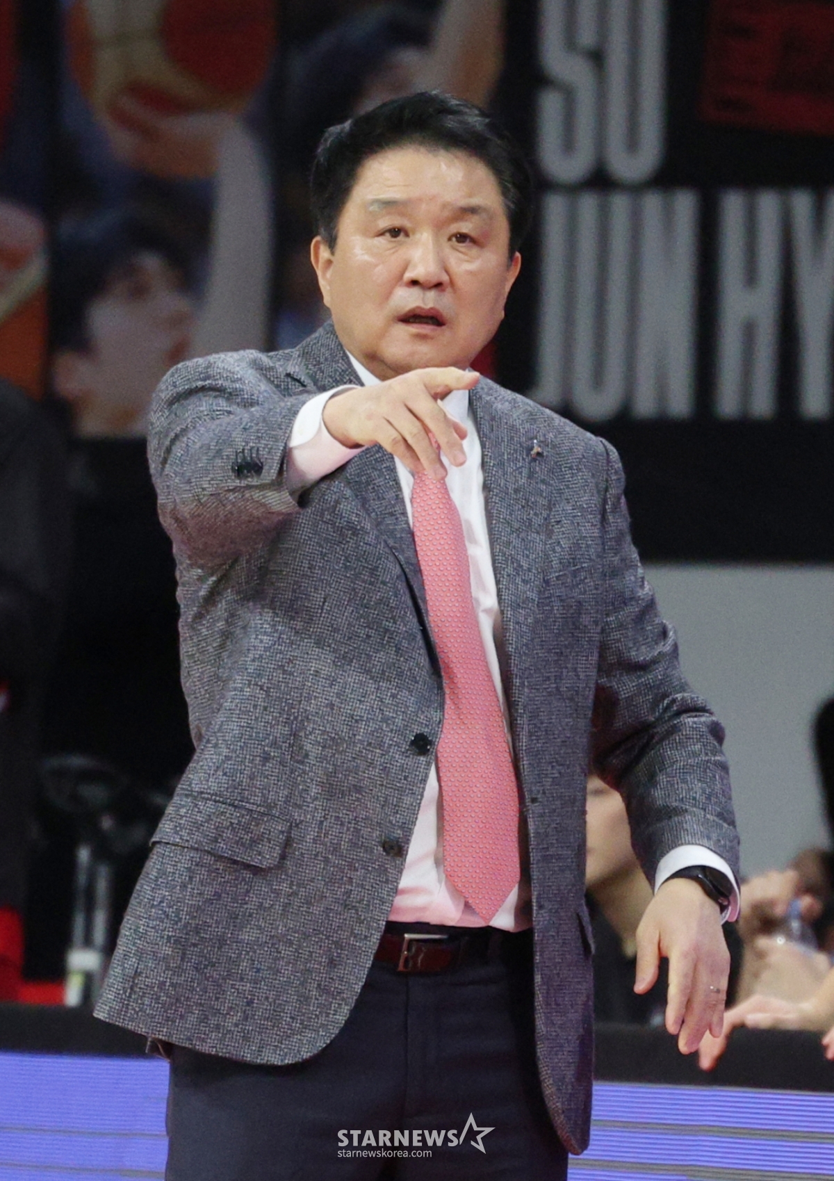 [포토] 유도훈 감독 '끝까지 집중!'