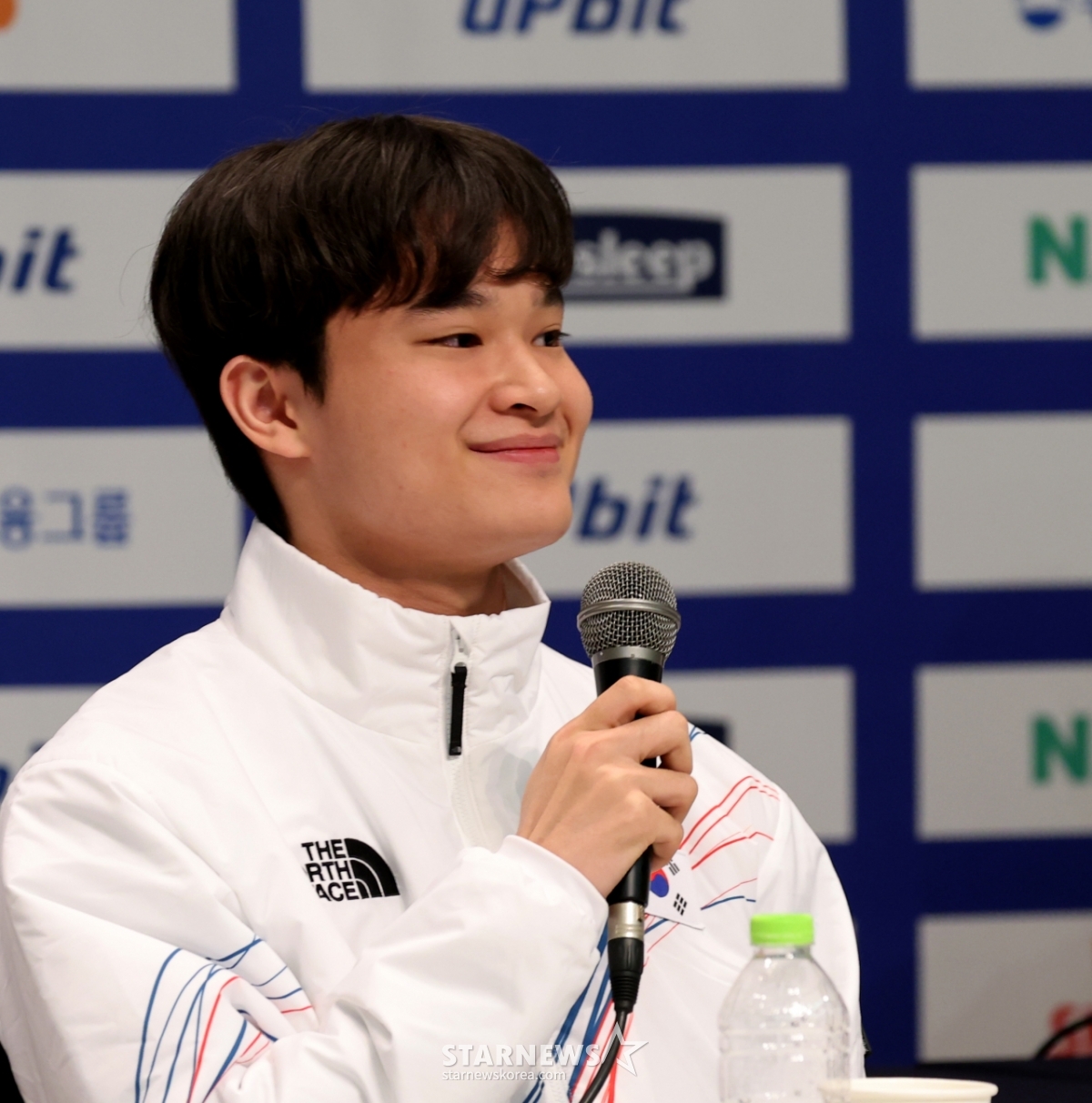 写真】フィギュアスケートのキム·ヒョンギョム | STARNEWS