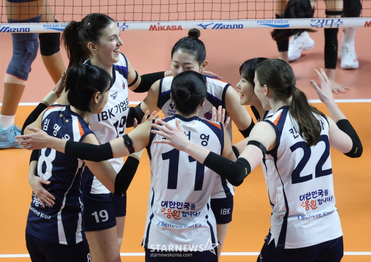 [포토] 빅토리아 '토끼 미소의 의미는?'