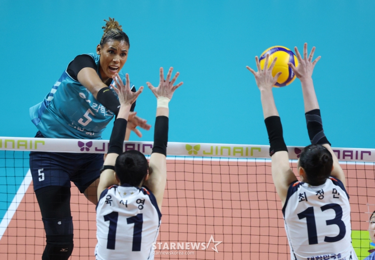 [포토] 실바 '최정민에 걸리다니'