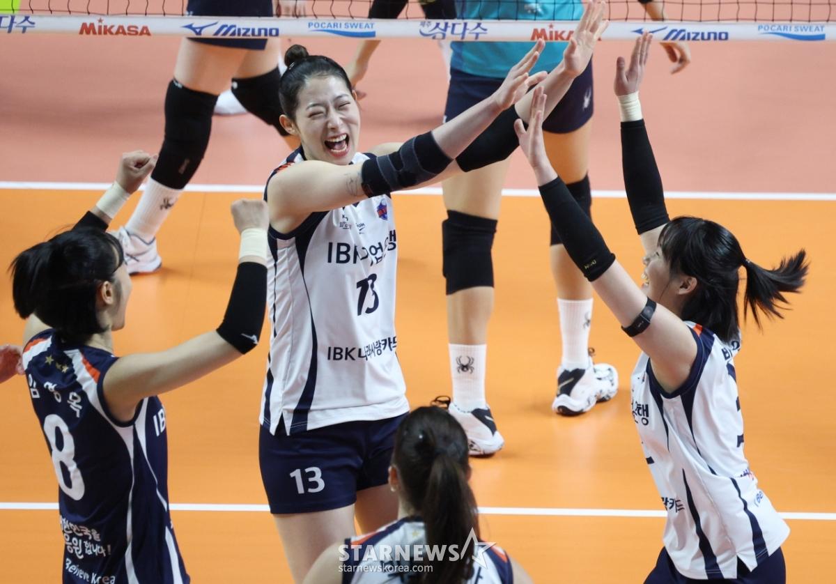 [포토] 최정민 '금빛 미소 블로퀸'