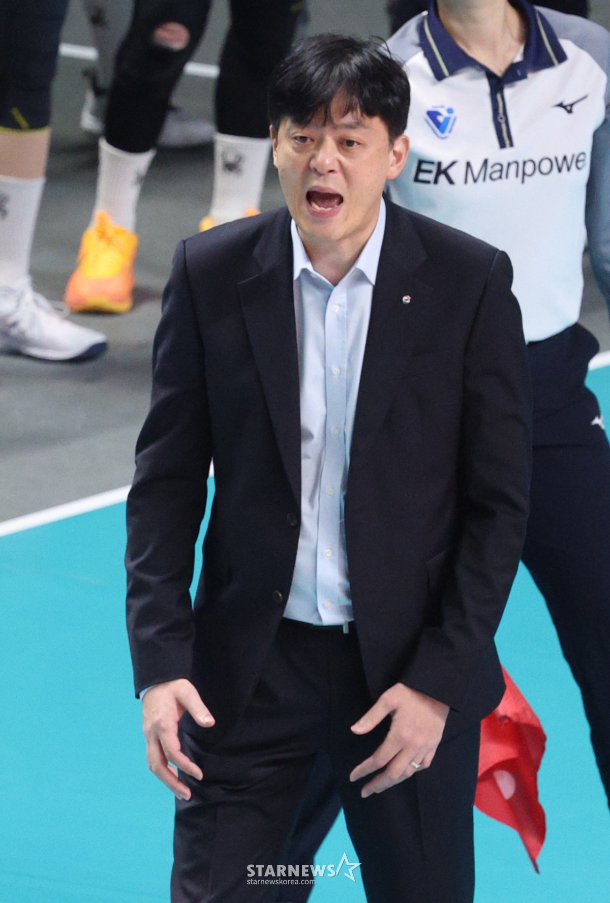 [포토] 이영택 감독 '포기하지 마'