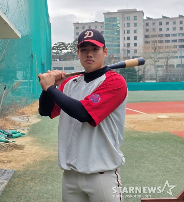 덕수고 투·타 겸업 엄준상 "KBO 전체 1번 제가 할게요... 지우야-현승아 아웃백 내가 살게" [인터뷰]