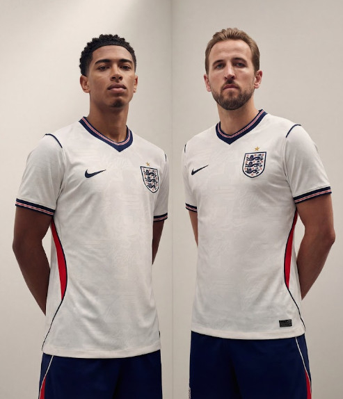 "밋밋? 케인이 입으니 다르다" 잉글랜드, 새 유니폼 유출... "13년 만의 황금별" 포인트