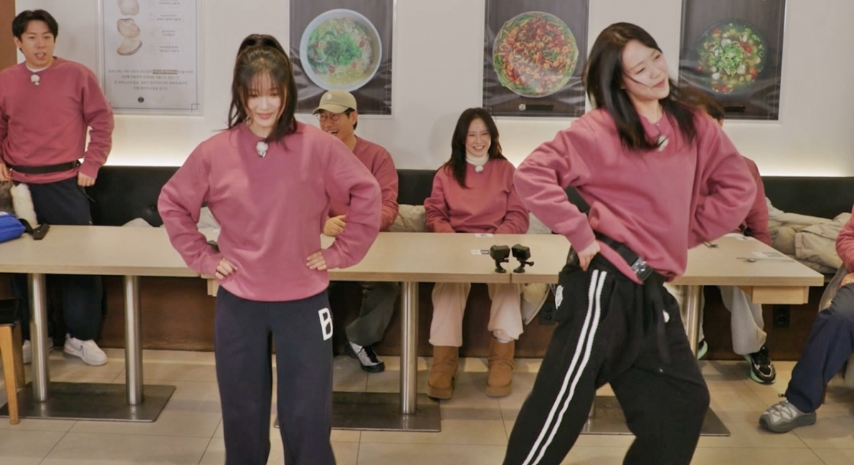 '블랙핑크 빙의' 김혜윤, '런닝맨' 지예은과 환장의 듀엣 댄스