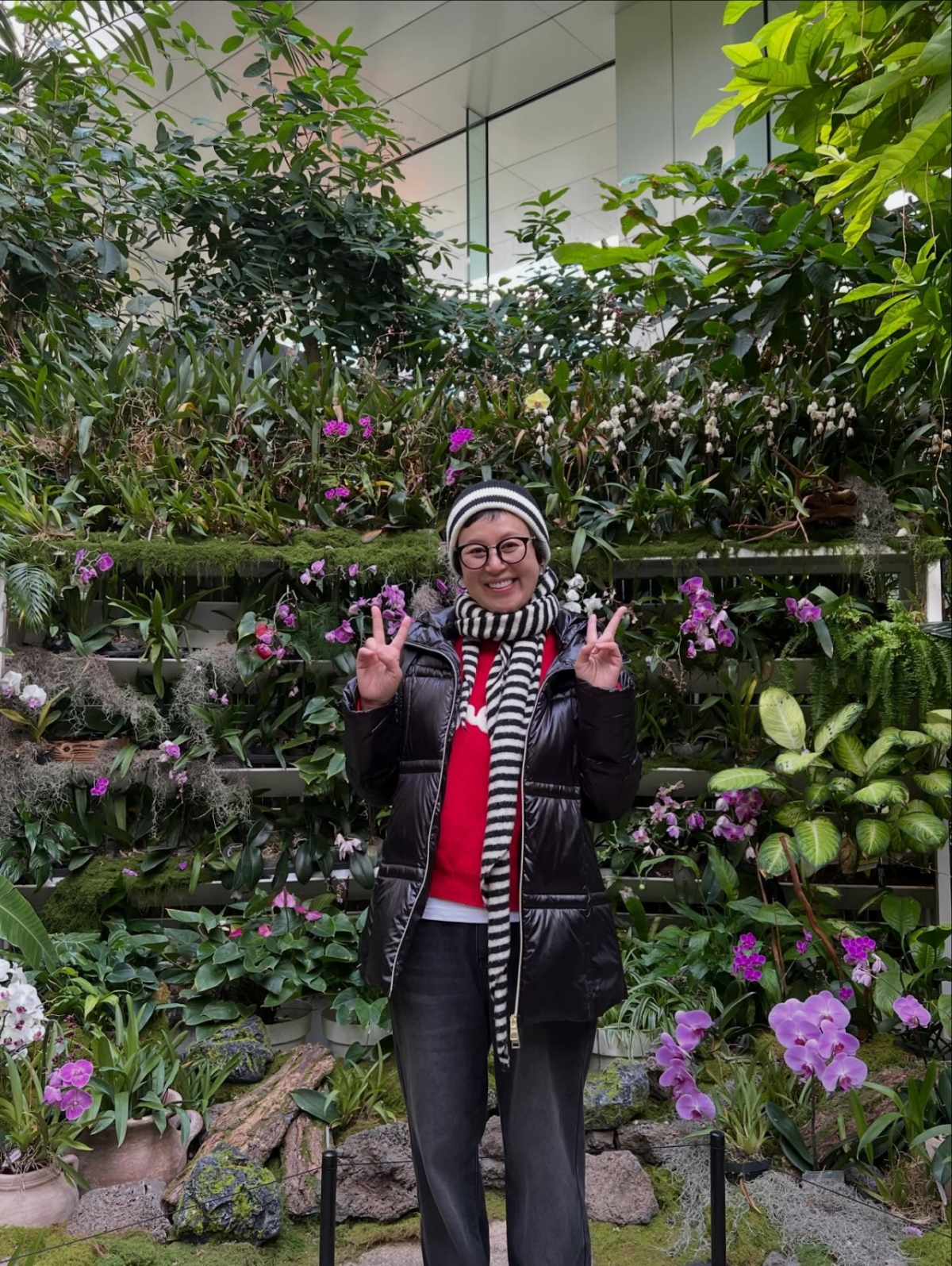 '유방암 극복' 박미선, ♥이봉원과 日 여행→子와 식물원 데이트..웃음 찾은 근황