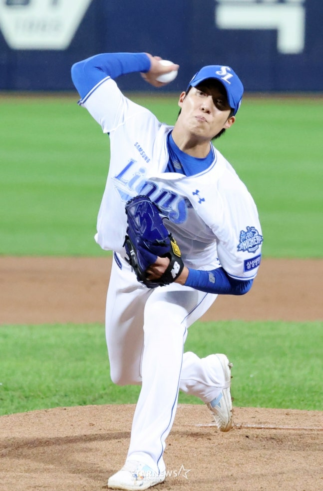 '연봉 10억' 원태인 향한 업계 시선 "FA 보상금 최대 30억? 그래도 시장 나오면 모든 팀이 살핀다"