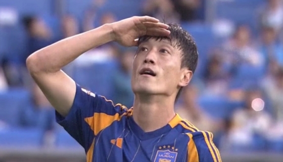 사과한 이청용, 왜 울산 유니폼 벗고서야 '골프채' 내려놨나... 향후 거취 앞두고 '마음의 짐' 털기