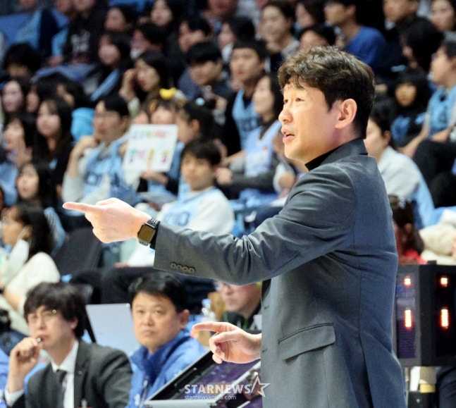 '45점차 대패' 양동근 허탈한 웃음 "함지훈 은퇴 발표→영향이 있었을까? 아무것도 해보지 못한 경기"