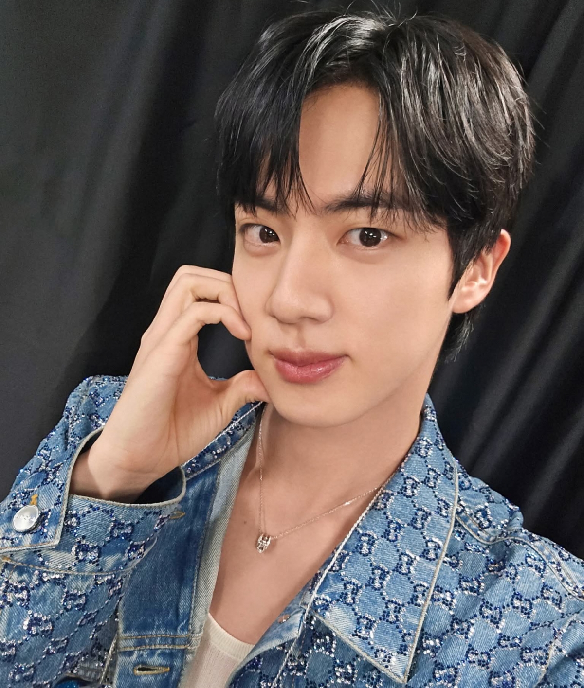 BTSジン、2025アジアンポップミュージックアワード(APMA)2冠王…今年の