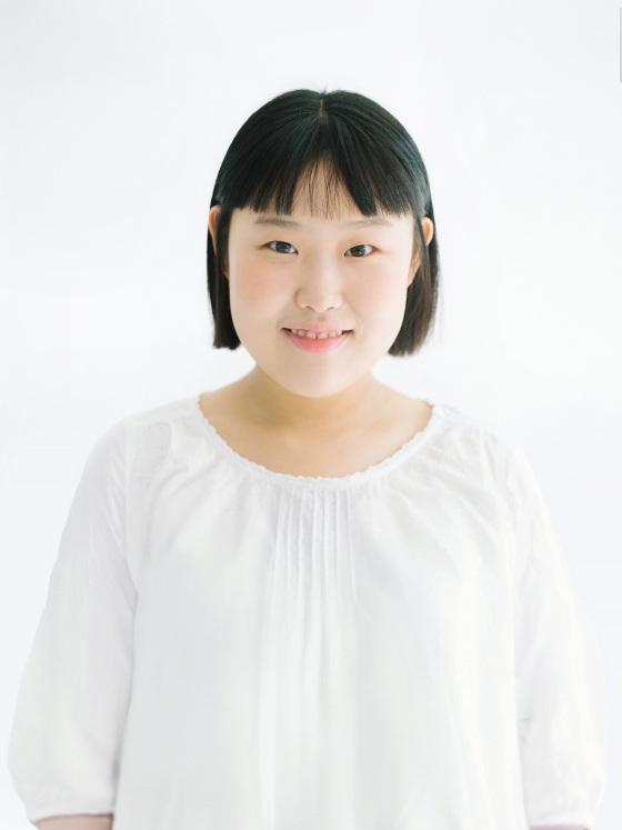 '3학년 2학기' 김소완, 감우성·김동희 한솥밥..네오스엔터 전속계약[공식]