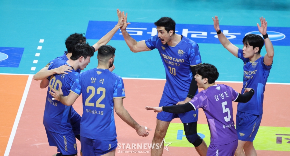 [포토] 아라우조 '김지한이 해냈군'