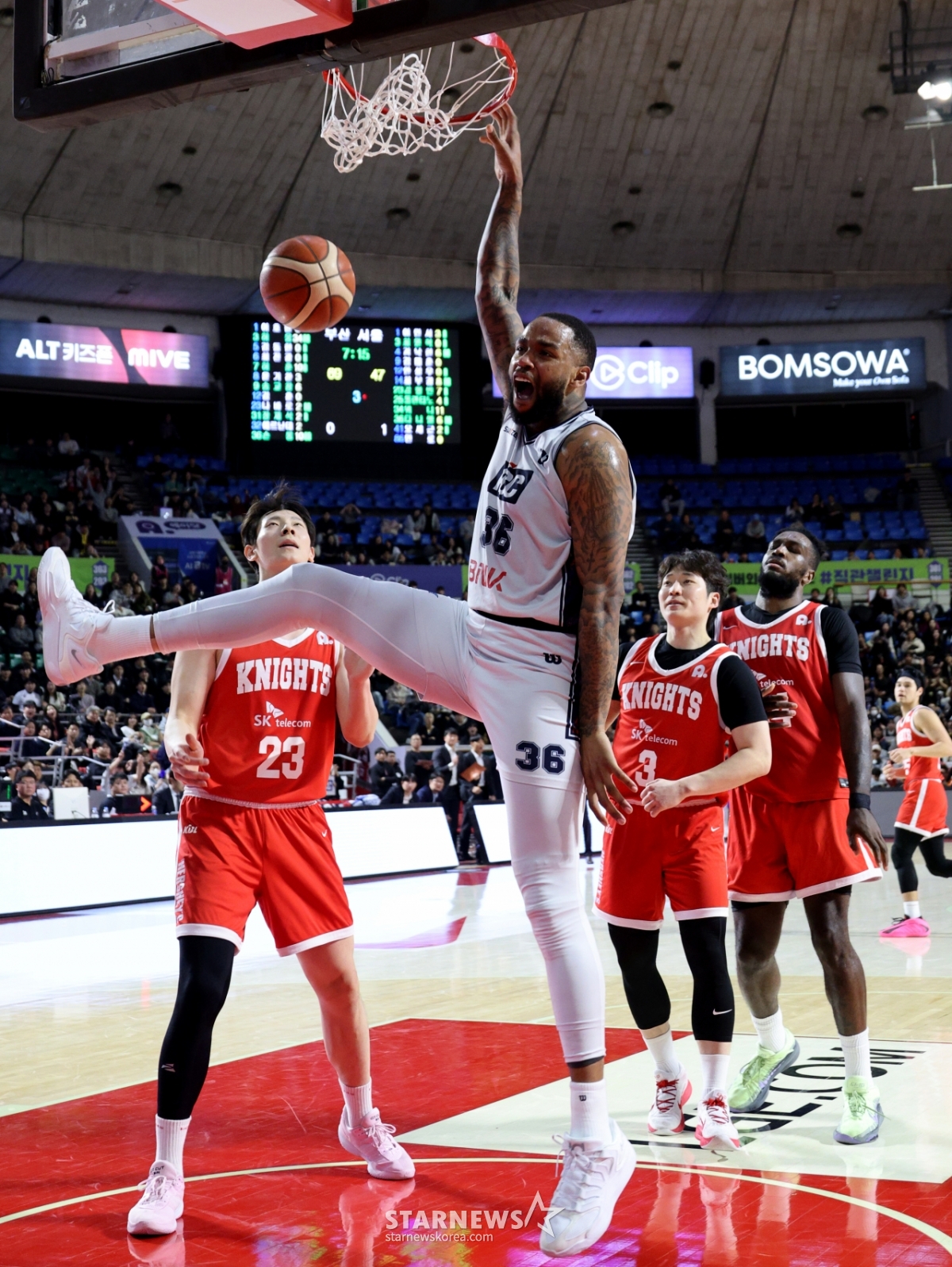 [한번에쓱]'이게 덩크의 묘미지!' 환호 터트리는 숀롱