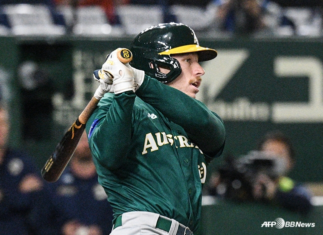 [오피셜] 문동주에 홈런 쳤던 알렉스 홀, 두산 테스트 낙방→울산 웨일즈 향한다! "WBC 종료 후 합류 예정"