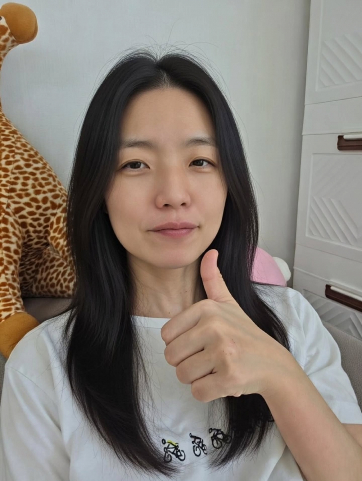 "정말 더럽게 안 어울림"..안영미, 머리 안 기르는 이유 AI가 밝혔다