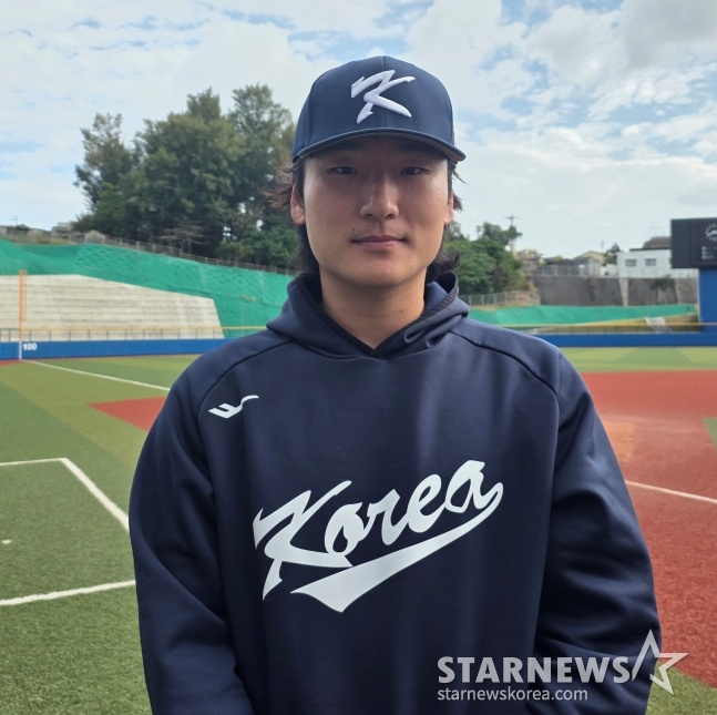 "건방질 수 있는데" 2월 155㎞가 전력 피칭 아니라니, 사령탑 '믿는 구석' 확실히 달랐다 [오키나와 현장]