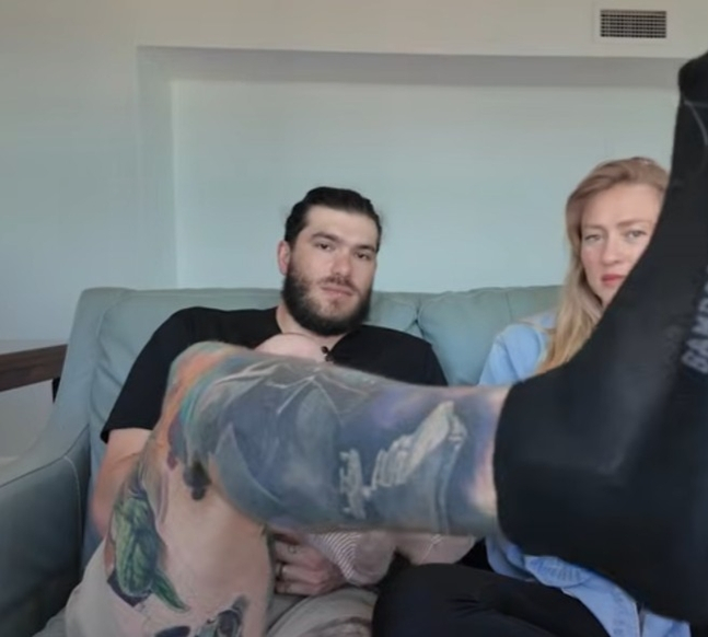 '문신 중독' 폰세, 다리 완전히 덮은 새 타투 자랑 "아내와 함께 디자인→스타워즈 세계관 새겼다"