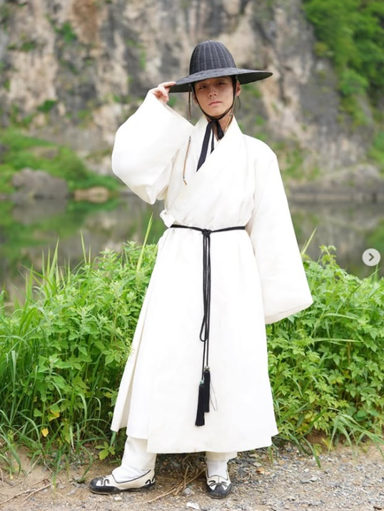 단종 오빠 납시오..박지훈, 슬픈 눈으로 '왕사남' 600만 기념