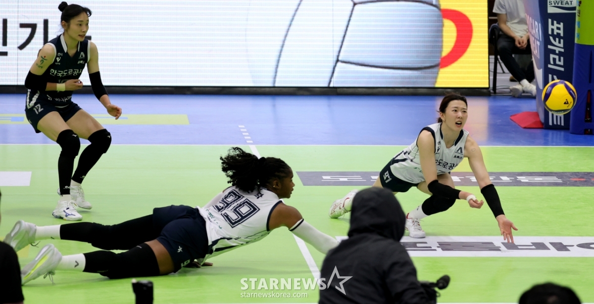 [포토]'살리고 싶었는데' 강소휘