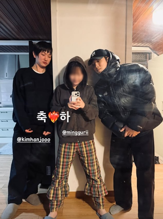 방탄소년단 RM, 김한주♥예비 신부 만남 인증..결혼 소식에 "축하"