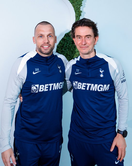 '못 해 먹겠다' 손흥민 떠난 토트넘 충격 폭로, '부임 32일 만에' 수석코치 사임 "구단은 남아달라 했지만..."