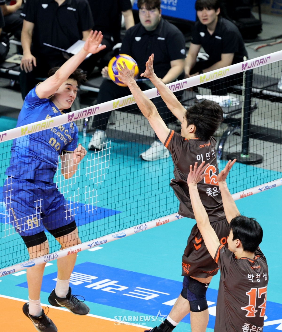 [포토]'이민규에 막히는' 김지한