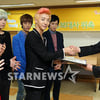 [★포토]B.A.P, '우리 농가 살리기에 앞장 서겠습니다'