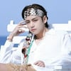 '대륙의 왕자' 방탄소년단 뷔, 中 패션매거진 '남신' 선정..美로 홀린 中대륙