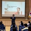 영화 '부활' 구수환 감독 "이태석재단, 교육청과 협력하는 성공모델 만들어냈다"