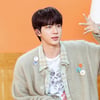 '석진탄생 11700일 축하♥' 방탄소년단 진, 최애돌 '기부요정' 등극