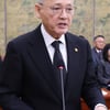 유인촌 문체부 장관 "정몽규 회장 4연임 승인, 법원 판단 기다려야"