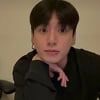 실시간 1090만명이 지켜봤다..방탄소년단 정국 40곡 열창 개인 라이브 방송에 전 세계 '열광'