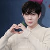 김영대 '여심 잡는 손하트'[★포토]