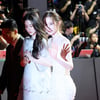 [한번에쓱]전종서 알뜰하게 챙기는 한소희와 프로젝트Y팀 'BIFF 2025 레드카펫'
