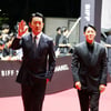 [포토]'우리는 감독과 배우 사이' 하정우와 김동욱  BIFF2025 레드카펫