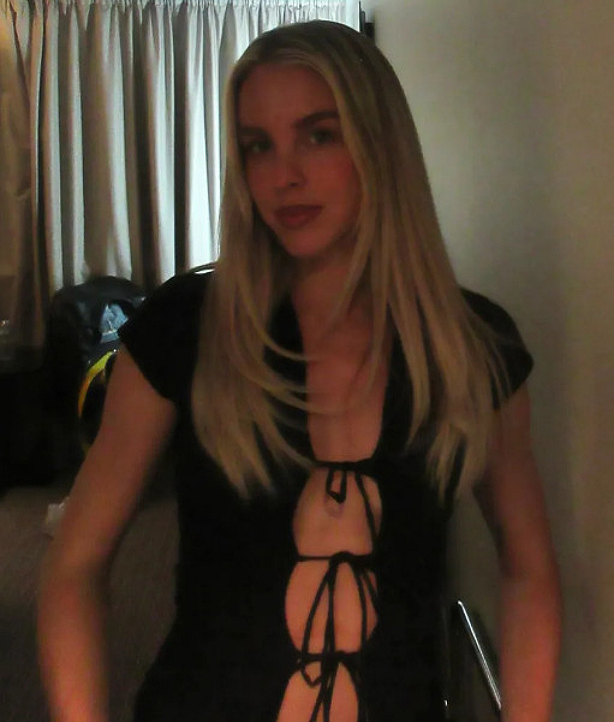 파격 '노브라 일상' 공개! 英 육상여신, 세계 신기록 세우고 '파격 행보'... 동료도 "마음의 준비 안됐는데" 경악