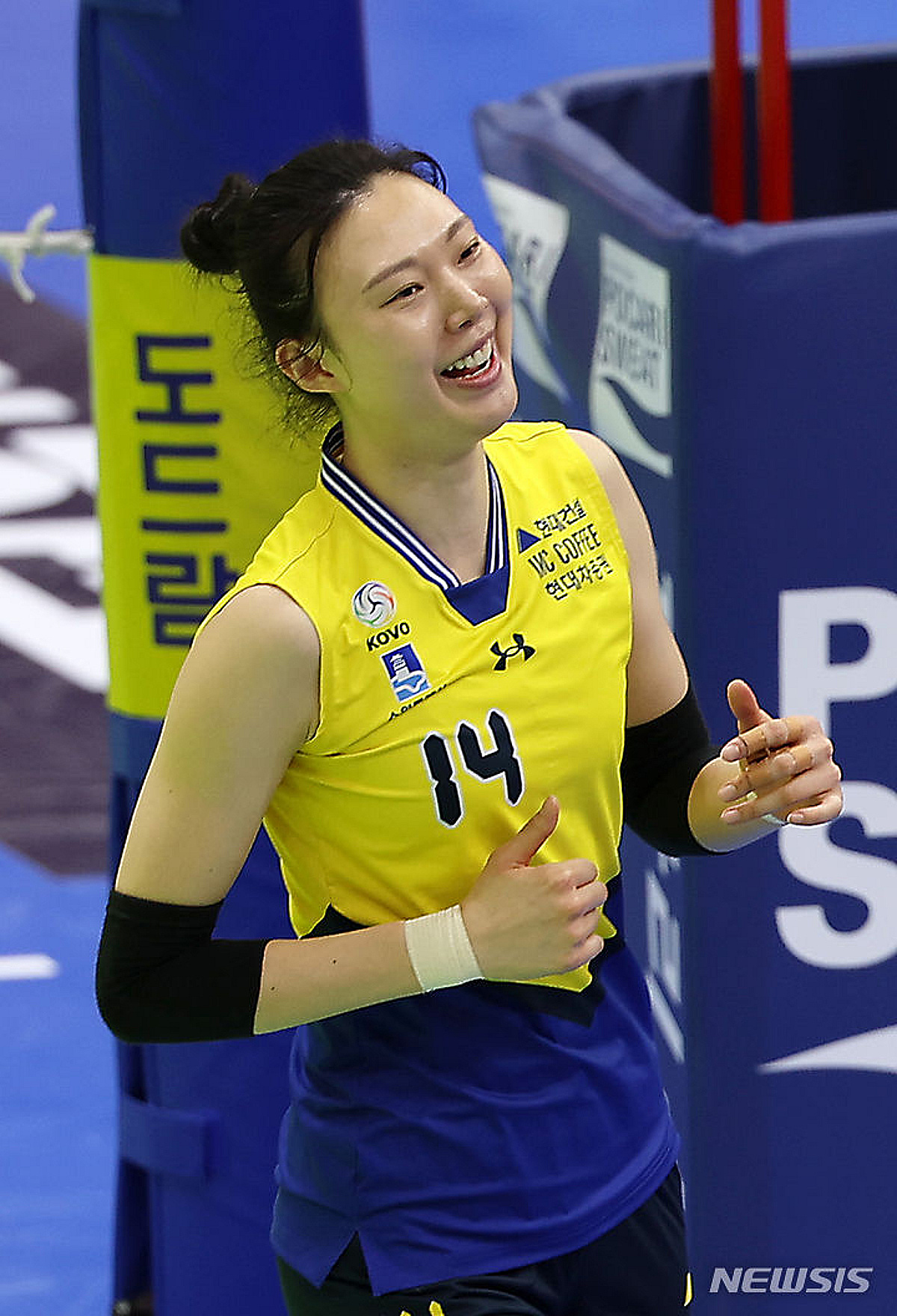 '굿바이, 거미 여왕' 양효진, 은퇴 선언 '19년 정든 유니폼 벗는다'... 현대건설 8일 영구결번식 진행 [공식발표]