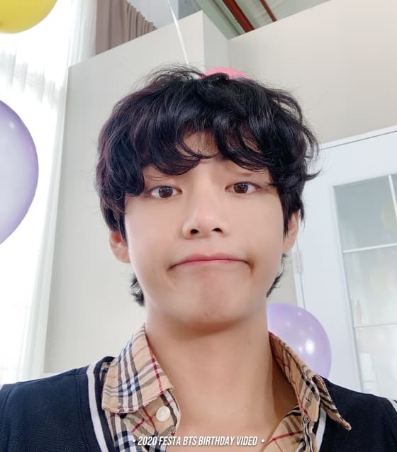 방탄소년단 뷔(BTS V) /사진=빅히트엔터테인먼트 공식 네이버 포스트
