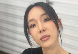 李智慧，"人中缩小术"后脸又变了。'厉害的姐姐'登场