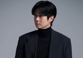 "Chic charm" by Choi Woo-sik [★ Photo]