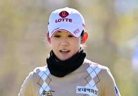 5-е место Хван Ю Мин занял в первом матче "Столкновение с дебюта", 28-е место в мировом рейтинге "Король Шин Ин бронирует номер один"