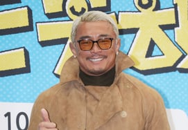 秋成勋反省一天后"羞耻心发言"引发争议李秀智被问到"女人也穿内裤吗？" [Star Issue]