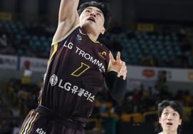 'Как и ожидалось' сольная лидирующая LG, KT 81-69 дома → Победа подряд... Разница между группами, занявшими 2-е место и 2-й игрой.