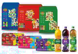 乐天七星饮料推出丙午年新年"德尔蒙礼物套装"
