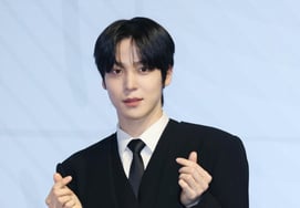 Yunho của ATEEZ 'Tim tay lạnh lùng' [★Ảnh]