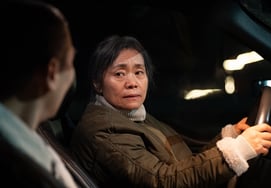 Buổi sáng sớm vô lễ của Kang Ae Shim với lời mời chính thức của Clermont Ferrán