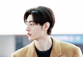 "Мечты не умирают, а сбываются в другом виде" - Международный фанат был тронут передачей олимпийского огня Сон Хун Эн. [K-EYES]